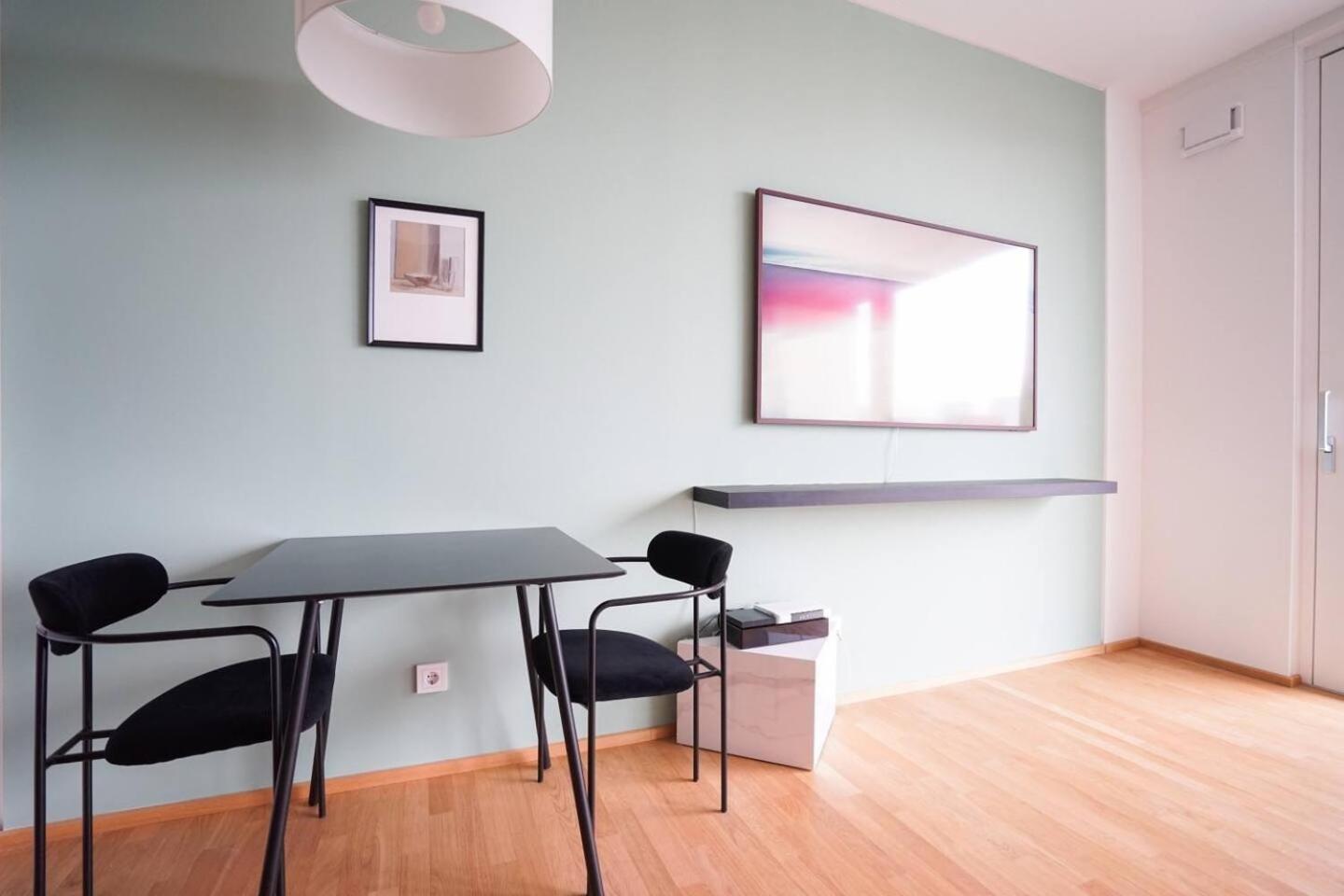 Ferienwohnung Exquisite Studio With Rooftop Pool Wien Exterior foto